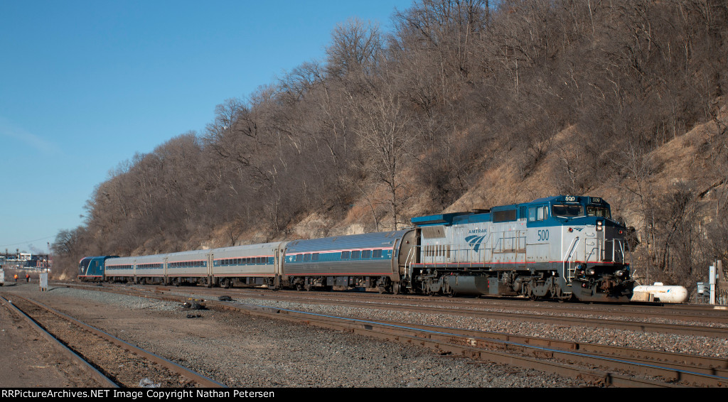 Amtrak Borealis 1340 departs Saint Paul, MN